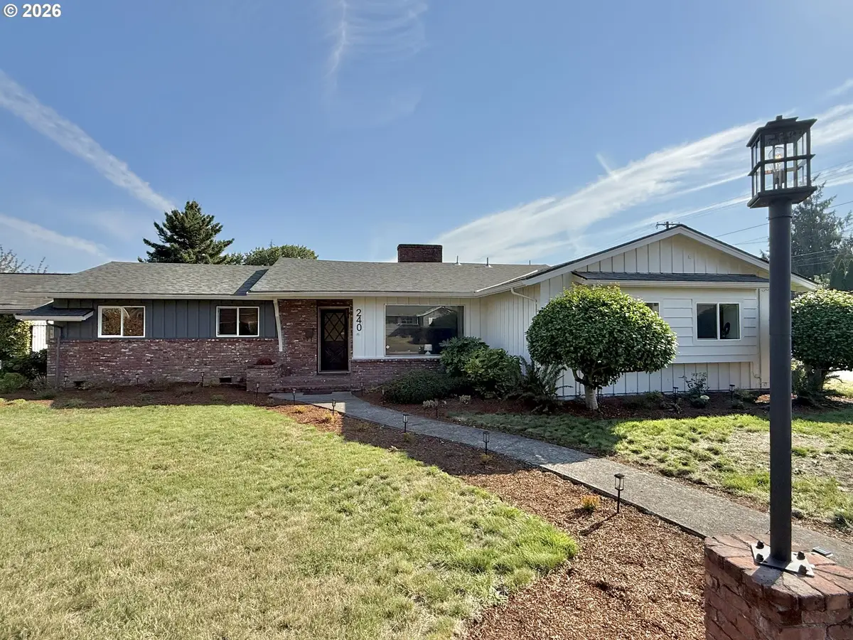 240 NW Baker Creek Rd, McMinnville, OR 97128 - #1