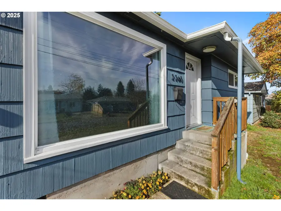 2260 Orr Ln, Eugene, OR 97405 - Image #3