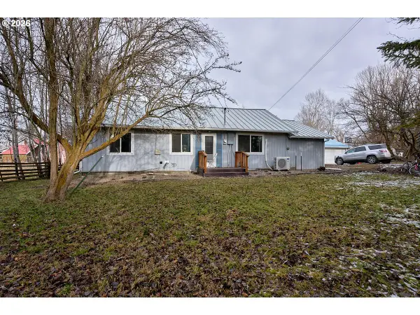 82495 Fish Hatchery Ln, Enterprise, OR 97828