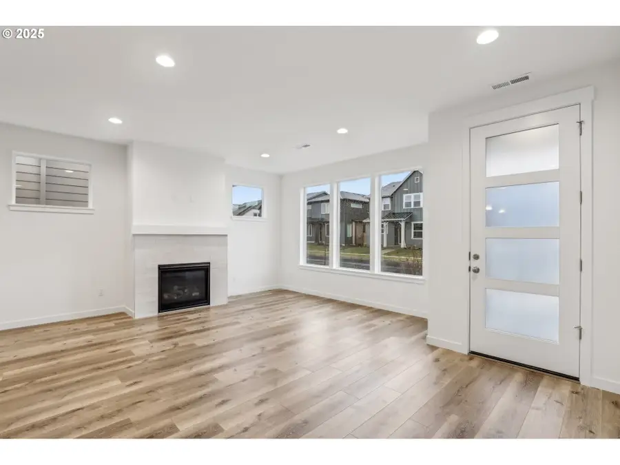 8259 SE Quincy St, Hillsboro, OR 97123 - Image #3