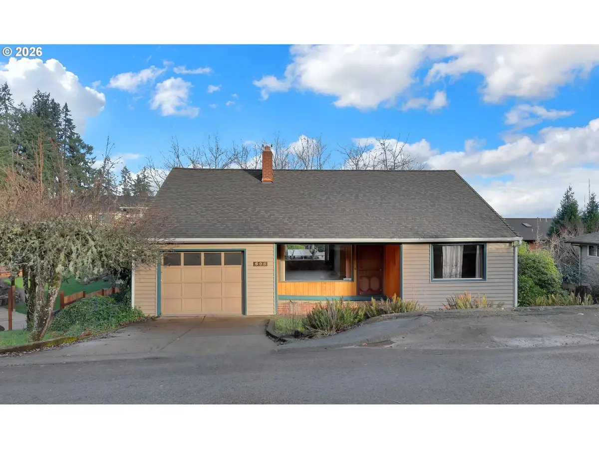 605 Fulvue Dr, Eugene, OR 97405 - Image #1