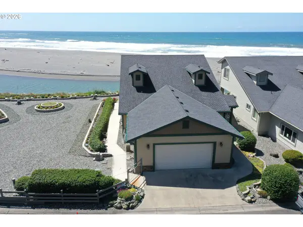 28978 Vizcaino Ct, GoldBeach, OR 97444