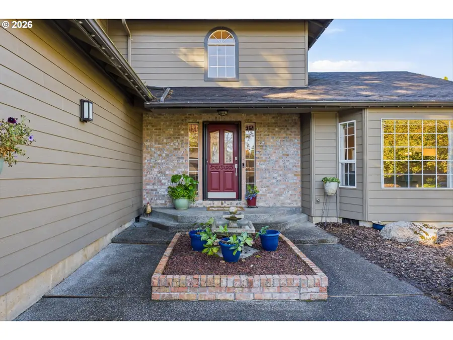 714 NW 4th Ave, Battle Ground, WA 98604 - #3