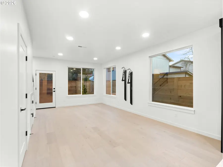 11067 SW 61st Ave #5, Portland, OR 97219 - #3