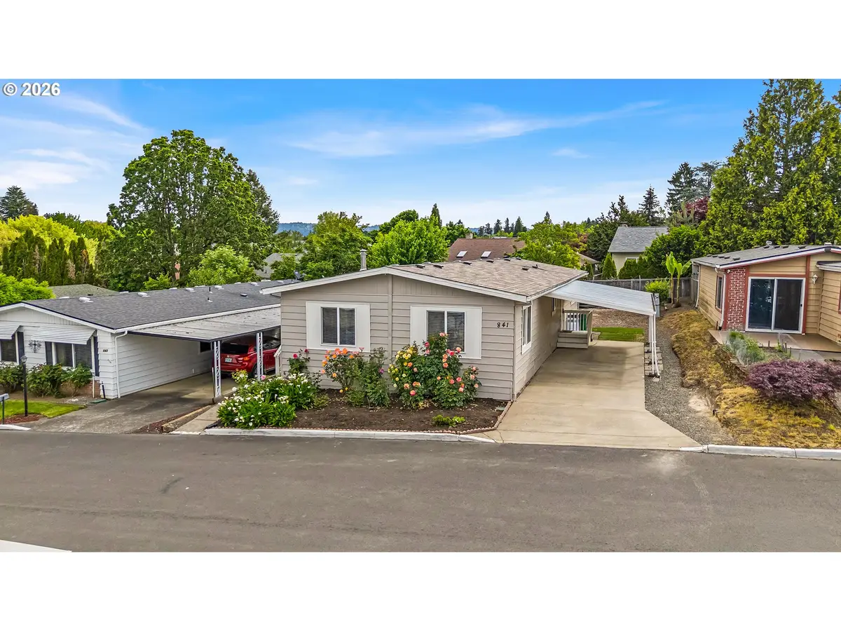 841 SW Liberty Bell Dr, Beaverton, OR 97006 - #1