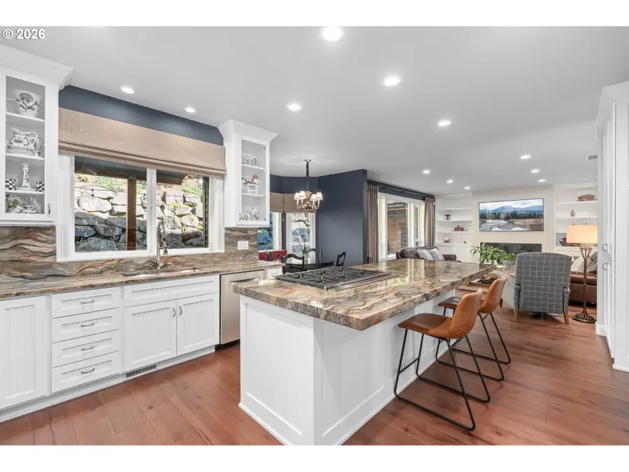 7717 NW Blue Pointe Ln, Portland, OR 97229 - #3