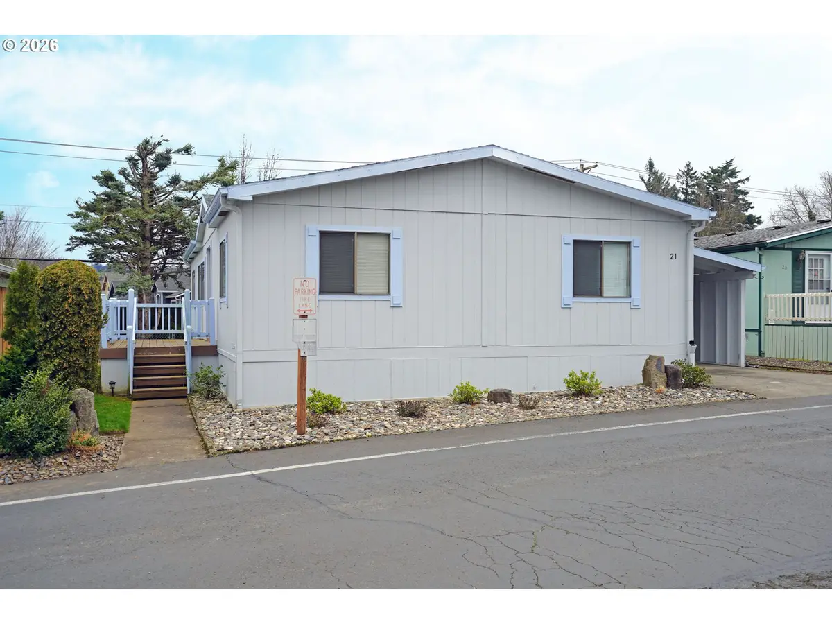 116 SE 8th St #21, Troutdale, OR 97060 - #1