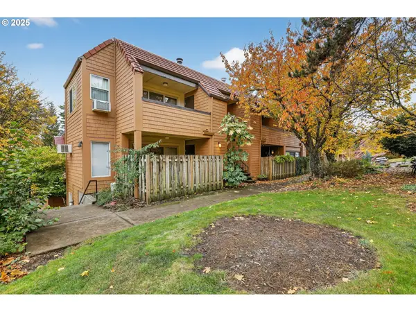 54 Oswego Summit #54, LakeOswego, OR 97035