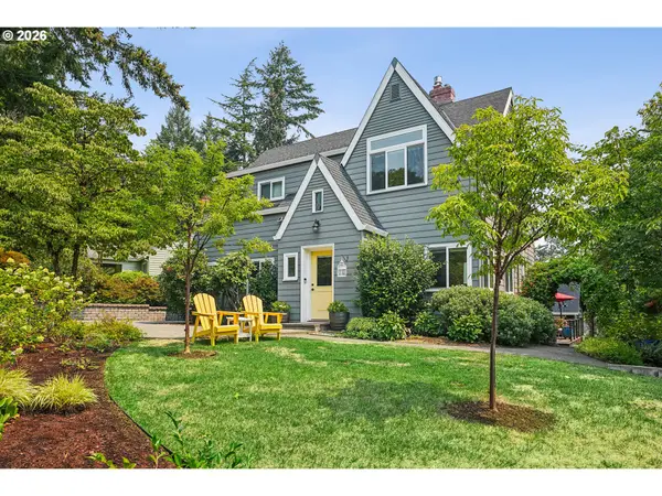 1638 SW Upland Dr, Portland, OR 97221