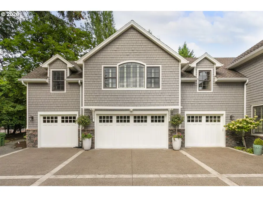 13264 Goodall Rd, Lake Oswego, OR 97034 - #3