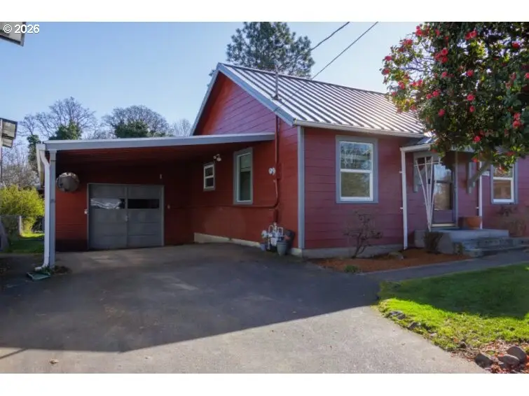274 S 8th St, Saint Helens, OR 97051 - #2