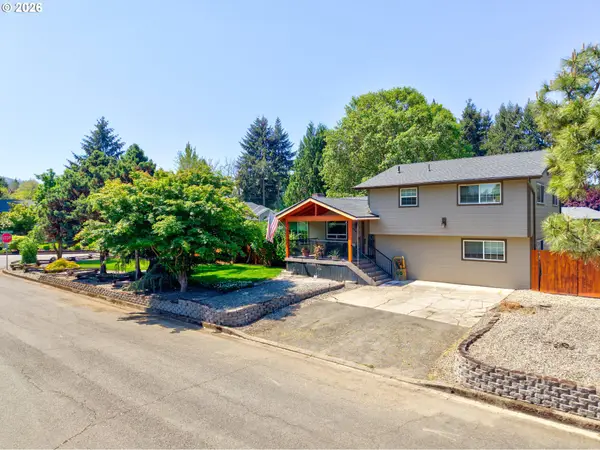 1308 NW Garden St, Roseburg, OR 97471