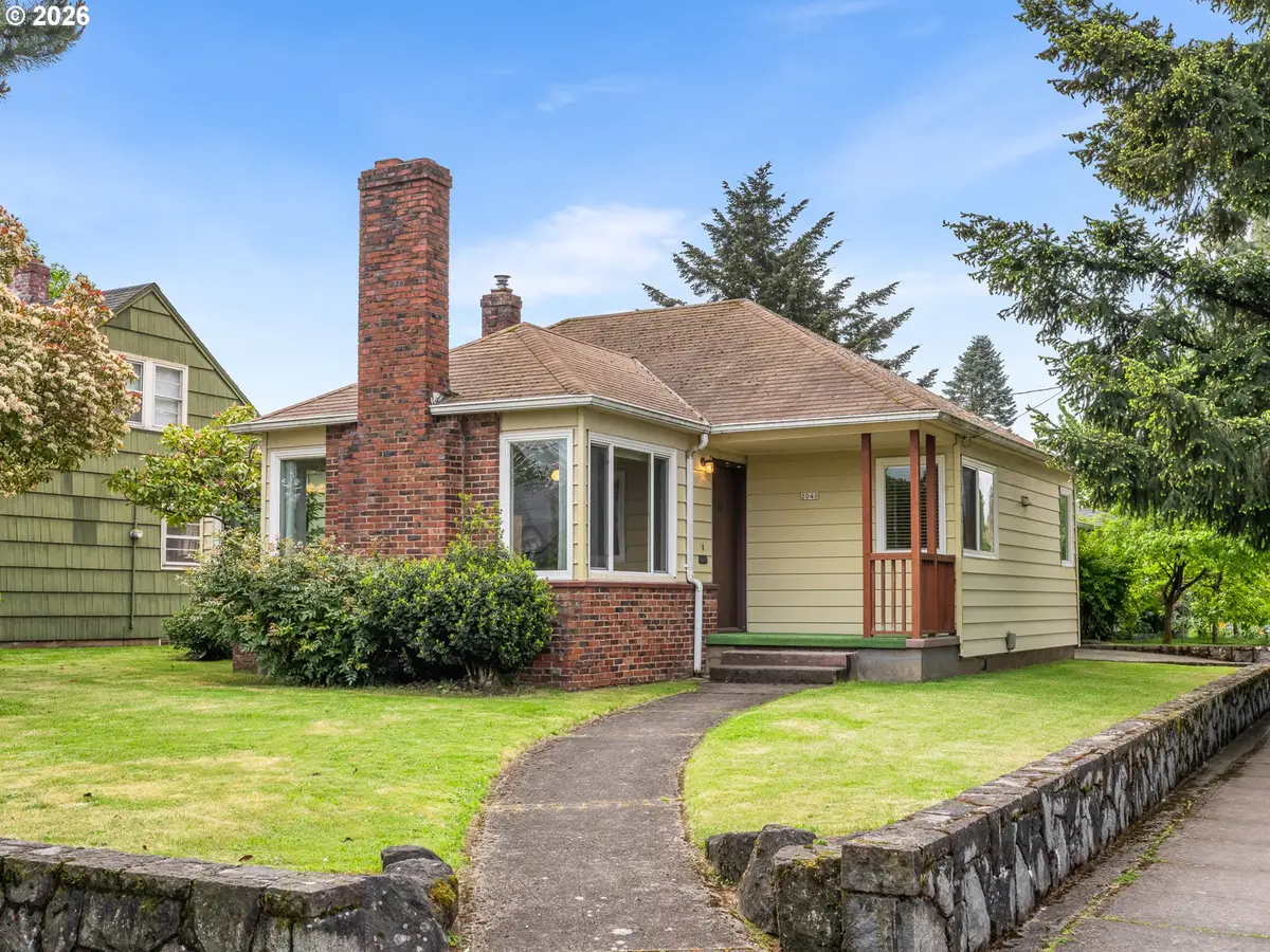 2040 N Rosa Parks Way, Portland, OR 97217 - #1