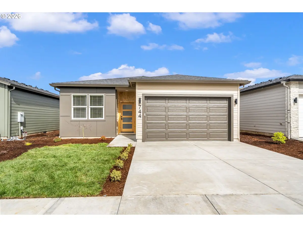 744 SE 34th St, Battle Ground, WA 98604 - #1