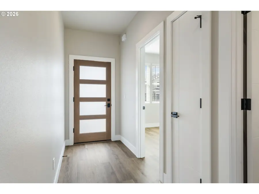 744 SE 34th St, Battle Ground, WA 98604 - #3