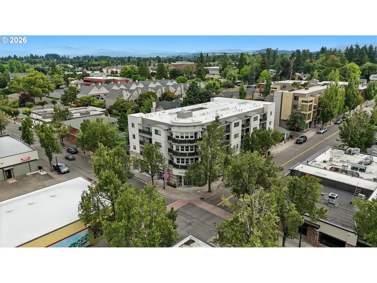 318 NE Roberts Ave #203, Gresham, OR 97030 - #1