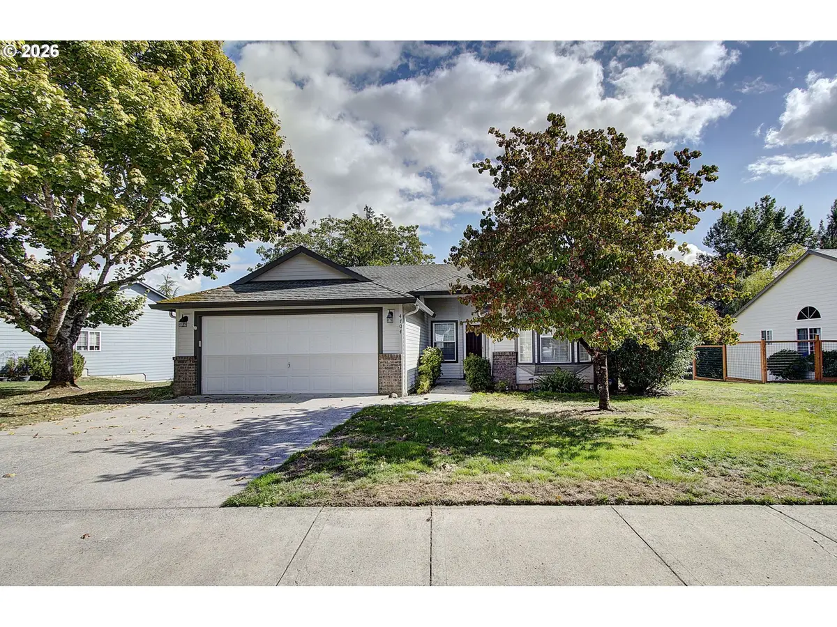 4704 Rolling Meadows Dr, Washougal, WA 98671 - #1