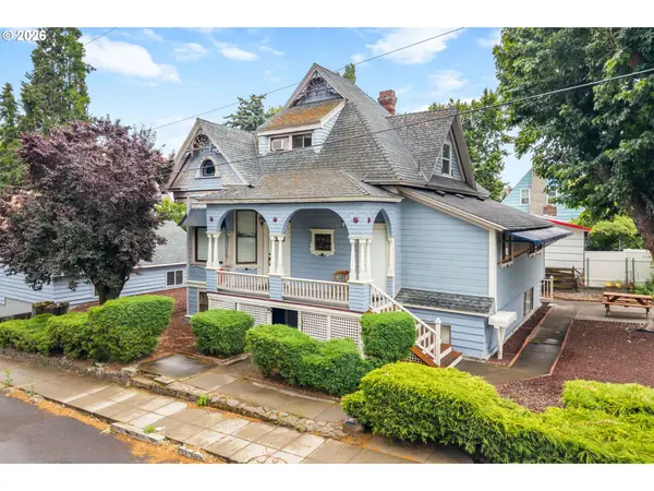 501 E 9th St, TheDalles, OR 97058