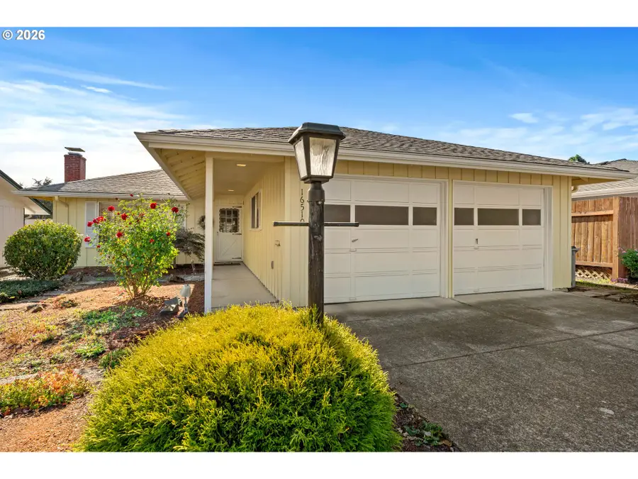 16510 SW King Charles Ave, King City, OR 97224 - #3