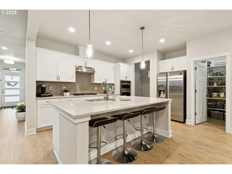 8549 SW 176th Ave, Beaverton, OR 97007 - Image #2