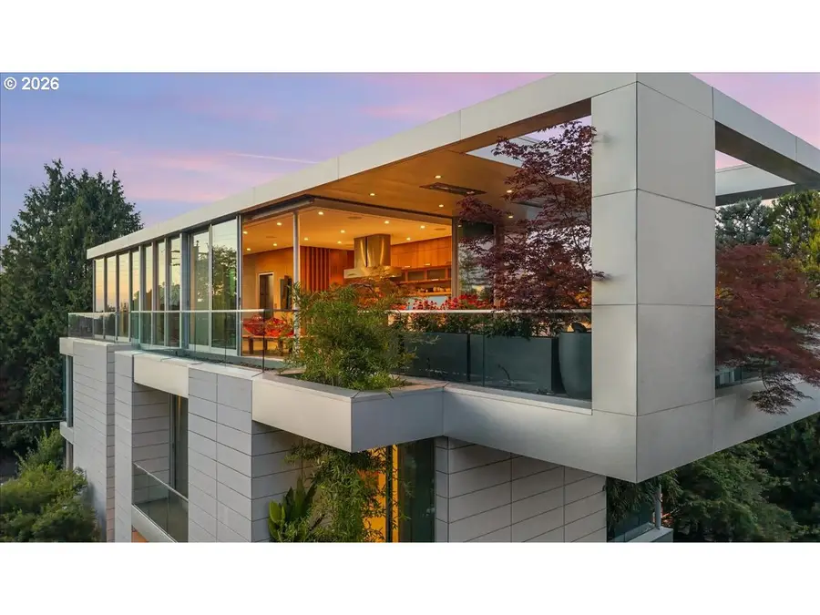 1560 NW 25th Ave, Portland, OR 97210 - #3