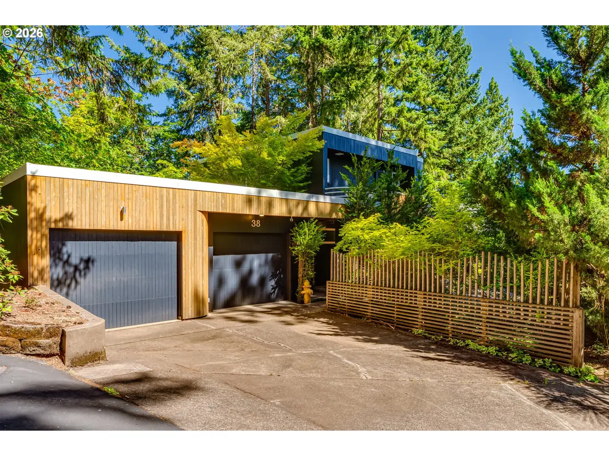 38 Ridgeline Dr, Eugene, OR 97405 - #1