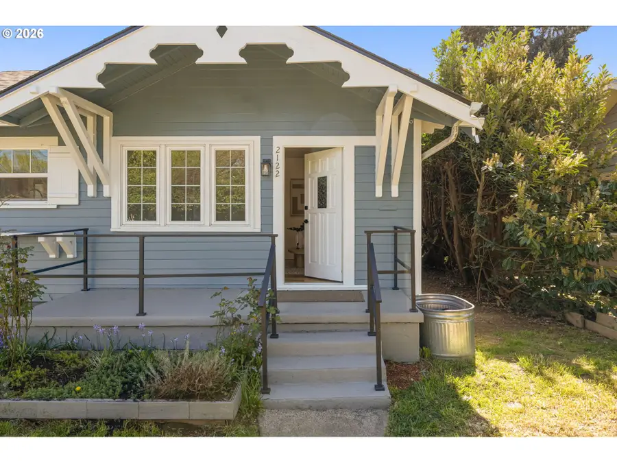2122 SE Ellis St, Portland, OR 97202 - #2