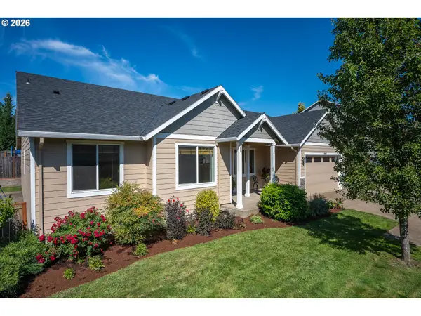467 E Johnson St, Carlton, OR 97111