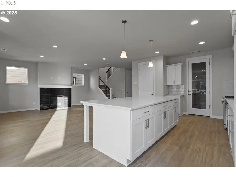 8254 SE Orion Ln, Hillsboro, OR 97123 - #3