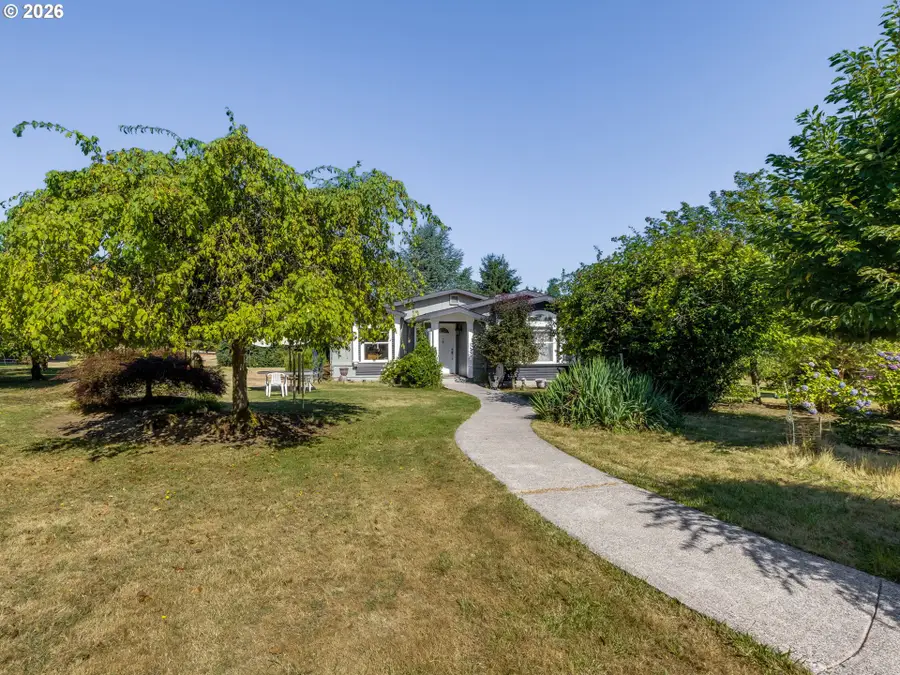 102 NE 189th St, Ridgefield, WA 98642 - #3