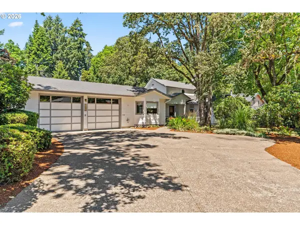1572 Happy Ln, Eugene, OR 97401