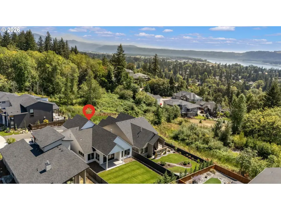 760 N V St, Washougal, WA 98671 - #3