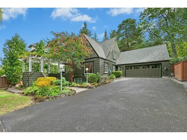 5616 SW 42nd Ave, Portland, OR 97221