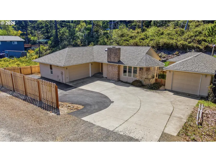 32650 Circle Dr, Pacific City, OR 97135 - #3