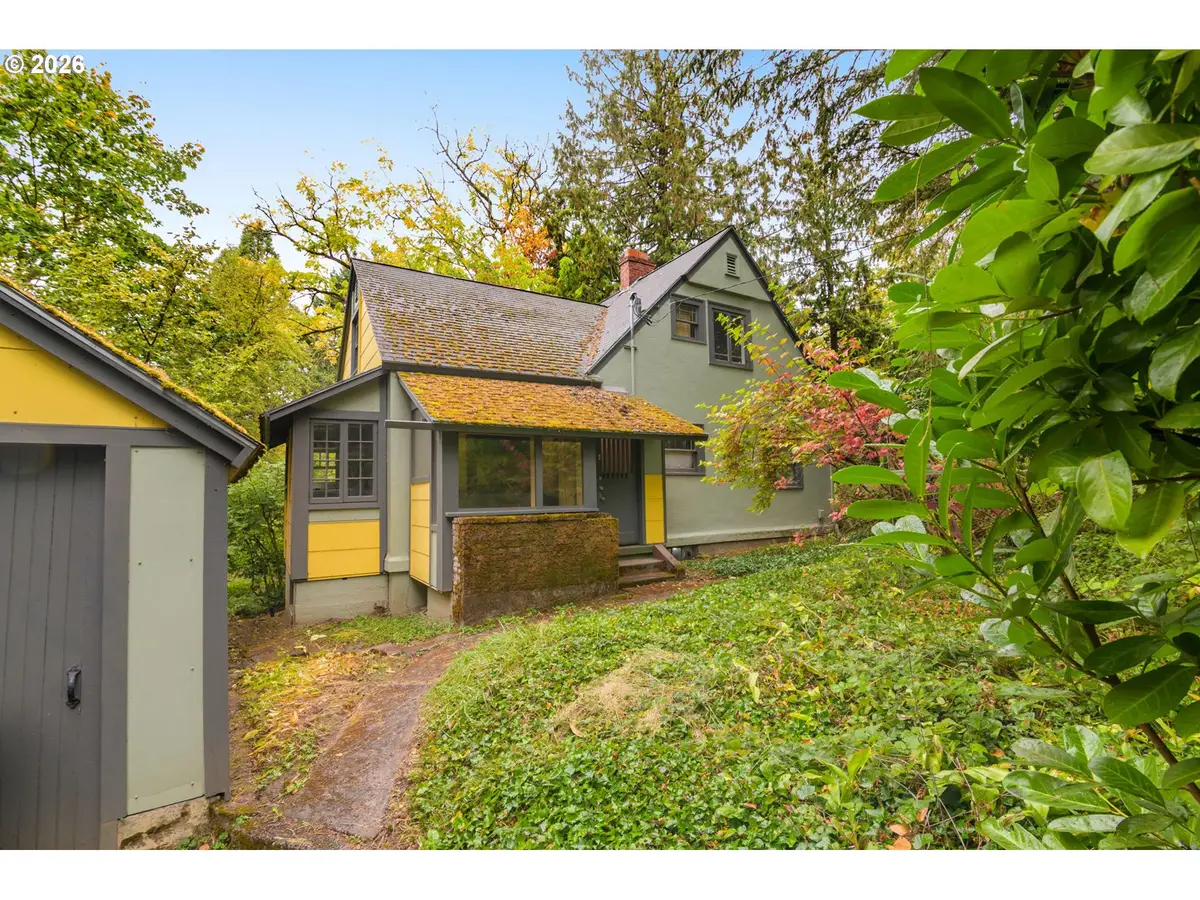 8220 SW Canyon Dr, Portland, OR 97225 - #1