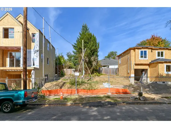 SE Waverleigh Blvd, Portland, OR 97202