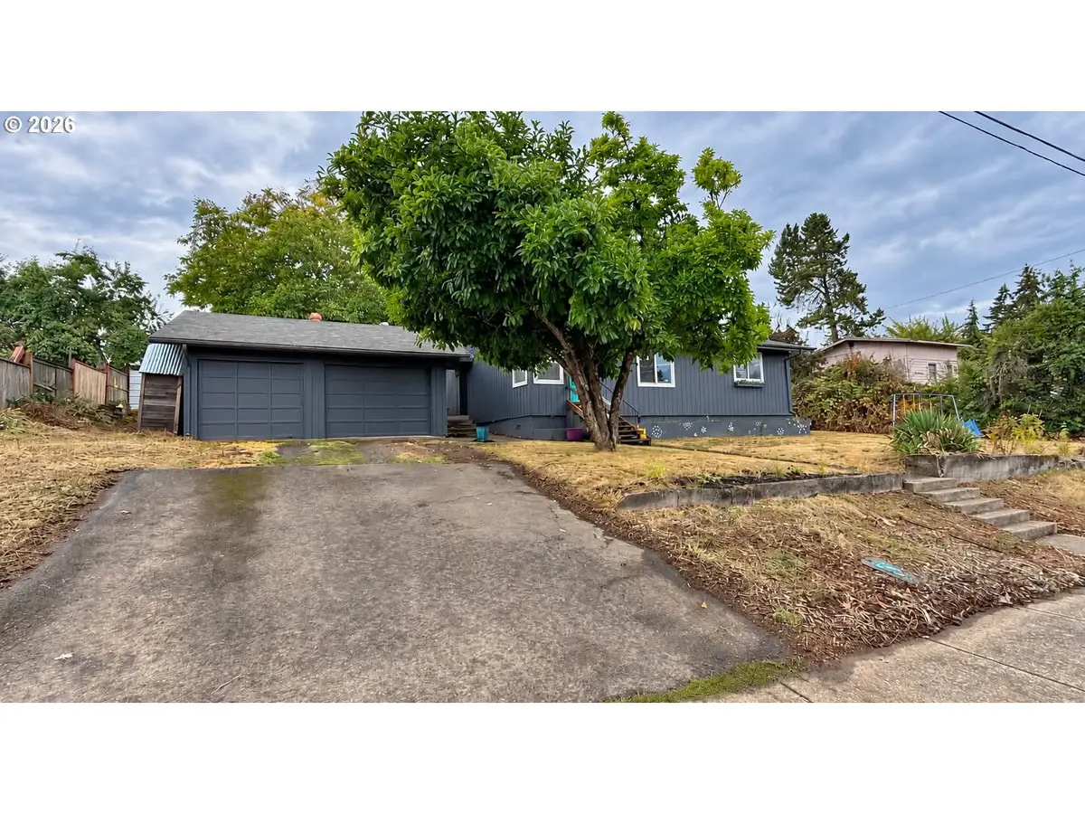 304 2nd St, Gaston, OR 97119 - #1