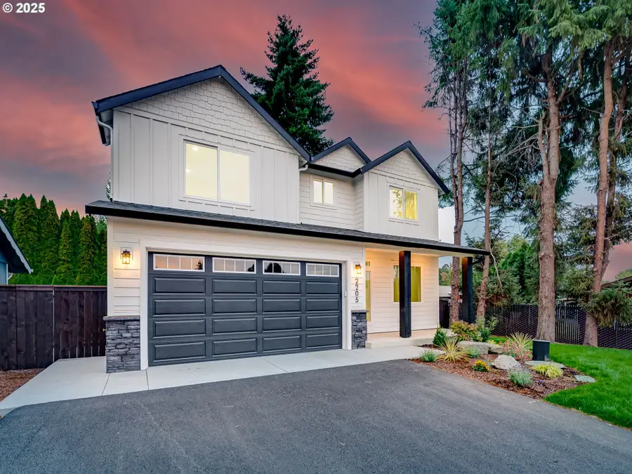 2205 NW 69th St, Vancouver, WA 98660 - #2