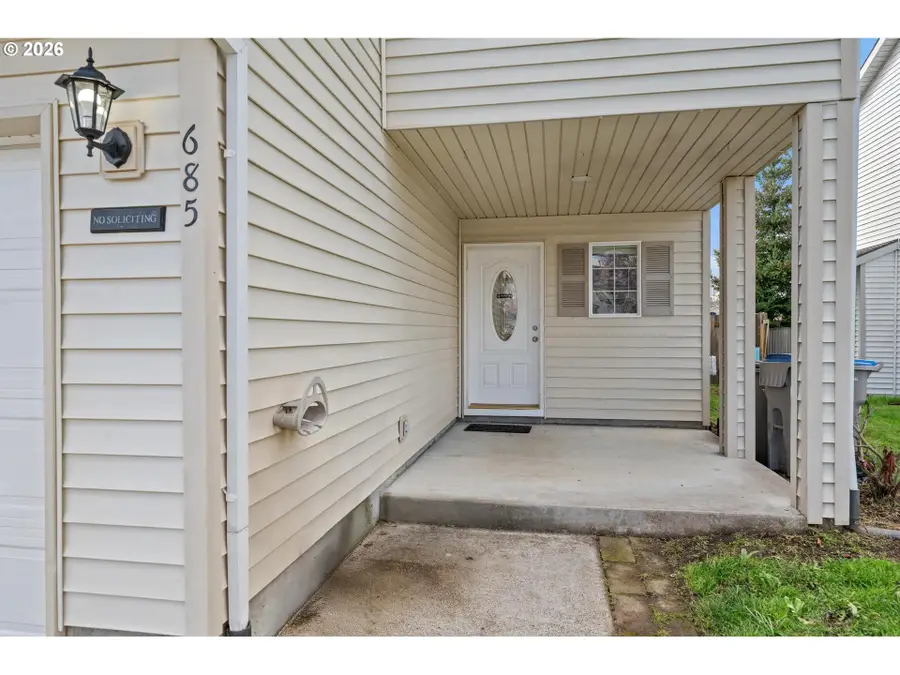 685 SE 71st Ave, Hillsboro, OR 97123 - #2
