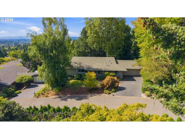 29 Touchstone, LakeOswego, OR 97035