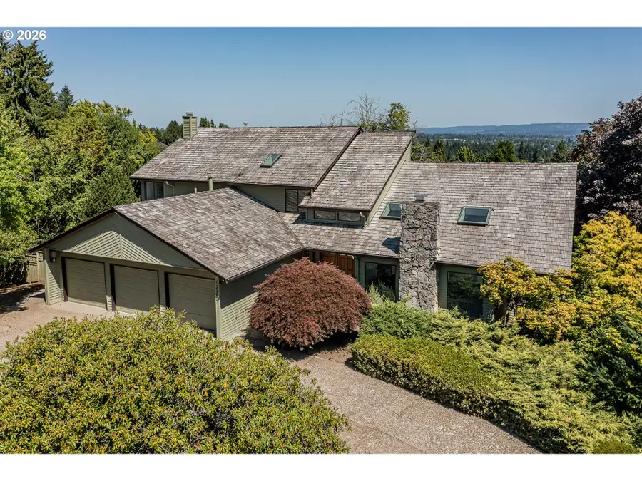 12357 SW Duchilly Ct, Tigard, OR 97224 - #3