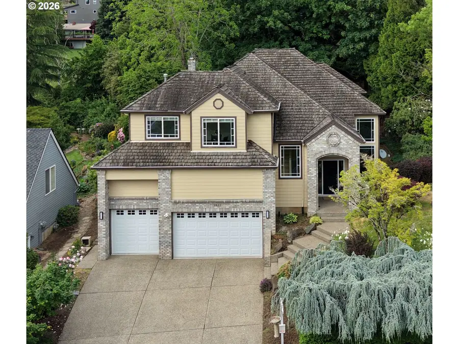 3821 Fairhaven Dr, West Linn, OR 97068 - #3