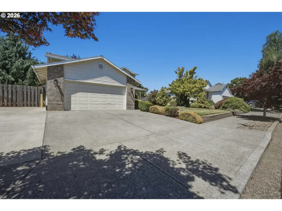 13073 Smoke Tree Pl, Oregon City, OR 97045 - #2