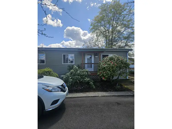 1800 Lakewood Ct, Eugene, OR 97402
