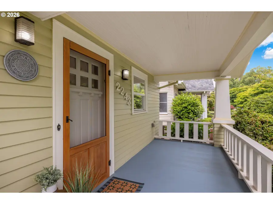 2243 SE Ladd Ave, Portland, OR 97214 - #2