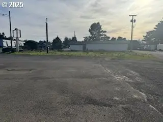 1073 Highway 101, Florence, OR 97439 - Image #2