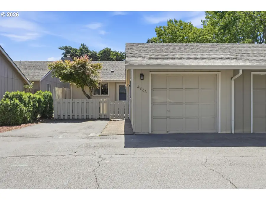 2986 SE Blue Bird Dr, Hillsboro, OR 97123 - #2