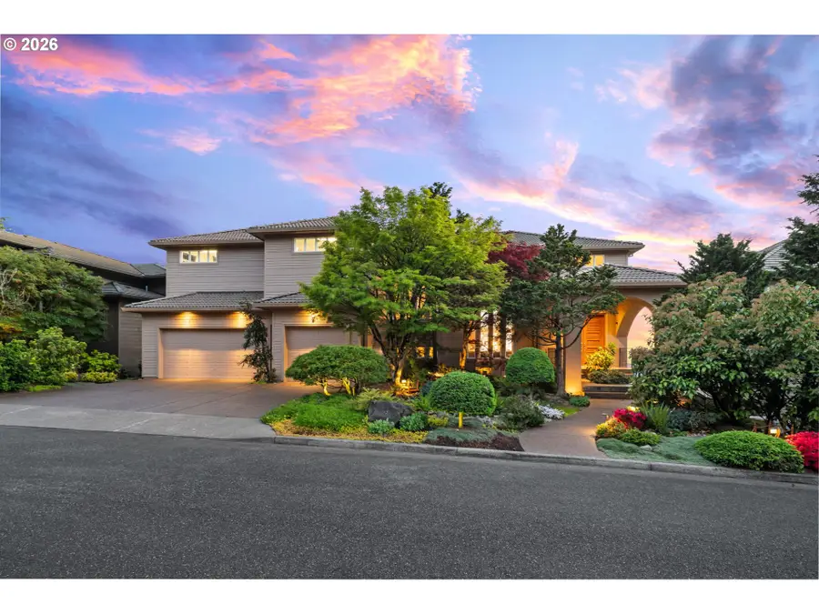 9212 NW Mckenna Dr, Portland, OR 97229 - #2