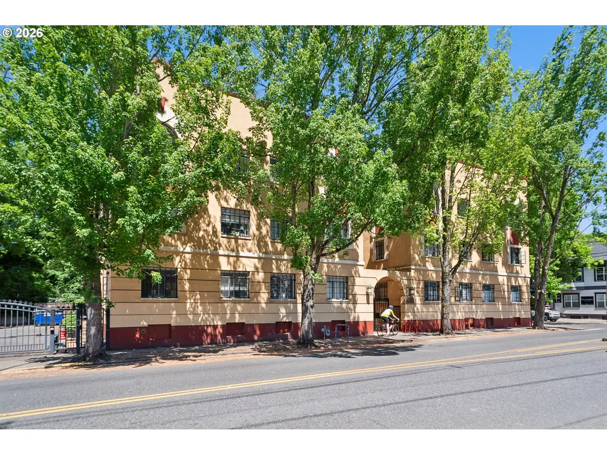 2829 SE Belmont St #308, Portland, OR 97214 - #1