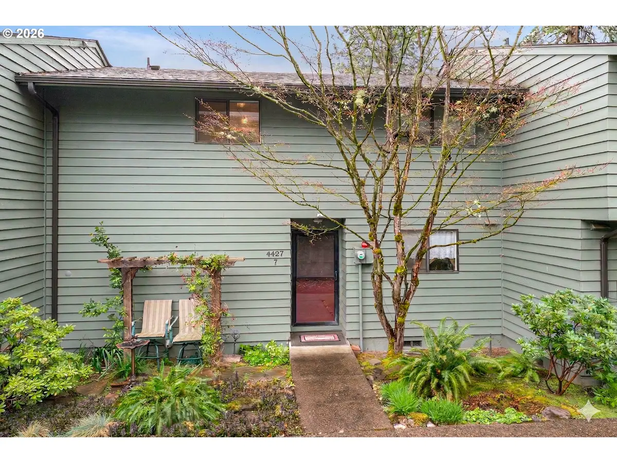 4427 Fox Hollow Rd #7, Eugene, OR 97405 - #1